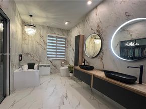 7782 NW 18th St, Pembroke Pines FL 33024