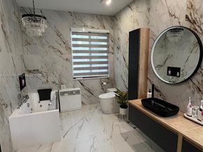 7782 NW 18th St, Pembroke Pines FL 33024