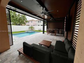 7782 NW 18th St, Pembroke Pines FL 33024