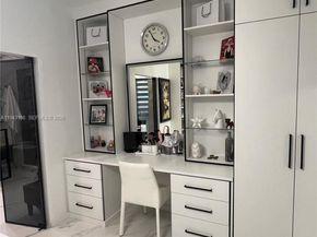 7782 NW 18th St, Pembroke Pines FL 33024