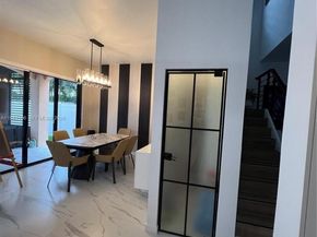 7782 NW 18th St, Pembroke Pines FL 33024