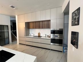 7782 NW 18th St, Pembroke Pines FL 33024