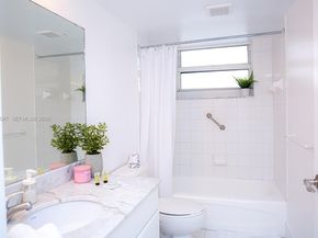 1200 Brickell Bay Dr 1901, Miami FL 33131