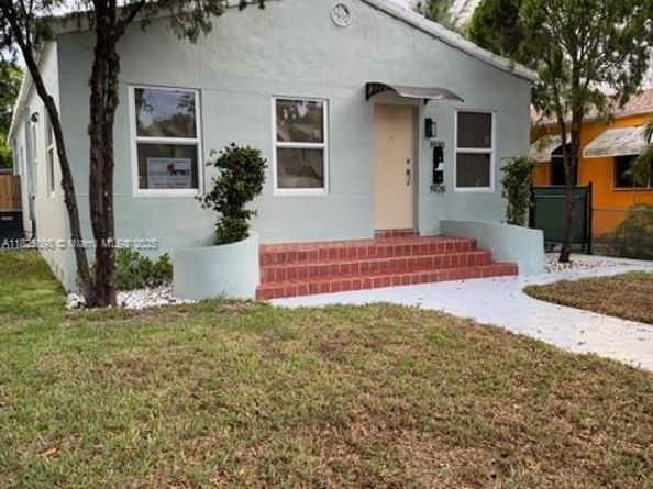 1930-1928 Adams St, Hollywood FL 33020