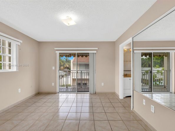 2050 NE 140th St 1, North Miami Beach FL 33181