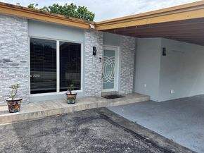 1014 W 68th St, Hialeah FL 33014