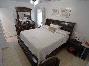 1014 W 68th St, Hialeah FL 33014