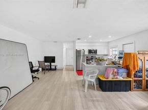 1619-1621 NW 8th Ave, Fort Lauderdale FL 33311