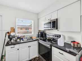 1619-1621 NW 8th Ave, Fort Lauderdale FL 33311