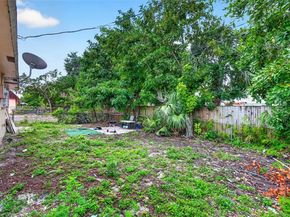 1619-1621 NW 8th Ave, Fort Lauderdale FL 33311