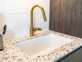 159 NE 6th St 5101, Miami FL 33132