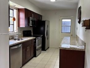 8750 SW 42nd Ter, Miami FL 33165