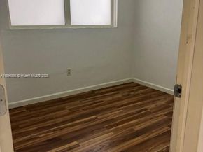 8750 SW 42nd Ter, Miami FL 33165