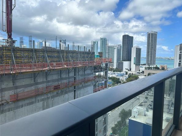 1600 NE 1st Ave 2017, Miami FL 33132