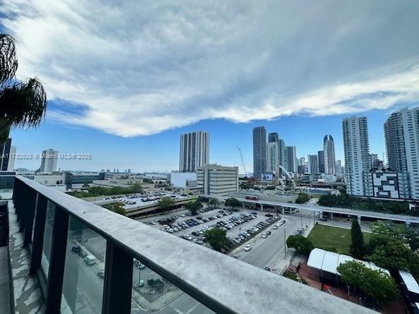 1600 NE 1st Ave 2017, Miami FL 33132