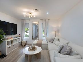 11900 SW 72nd Pl, Pinecrest FL 33156