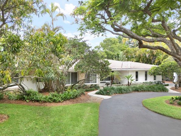 11900 SW 72nd Pl, Pinecrest FL 33156