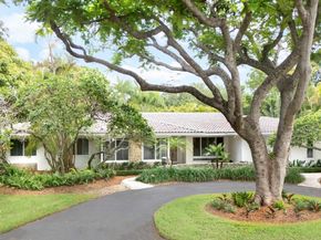 11900 SW 72nd Pl, Pinecrest FL 33156