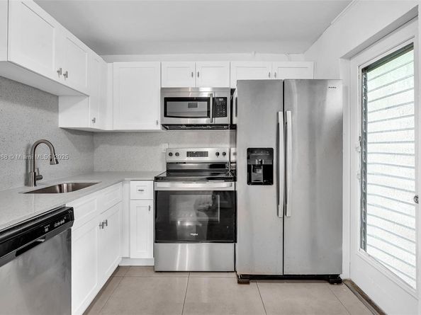 1398 NE 191st St C104, Miami FL 33179