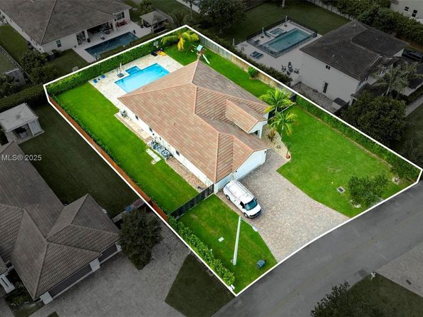 12750 SW 225th St, Miami FL 33170