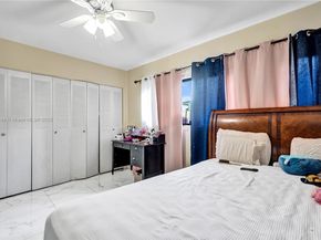 2419 NW 11th St 21D, Miami FL 33125