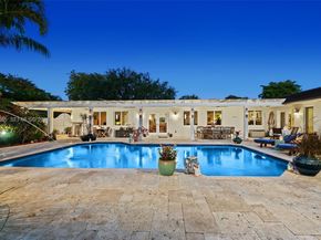 10740 SW 74th Ct, Pinecrest FL 33156