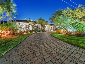 10740 SW 74th Ct, Pinecrest FL 33156