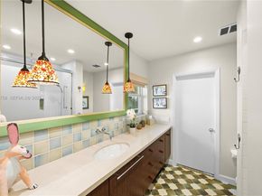 1030 Adams St, Hollywood FL 33019