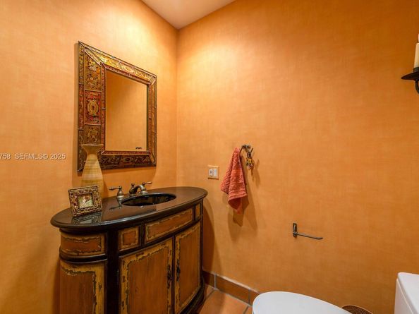 1030 Adams St, Hollywood FL 33019