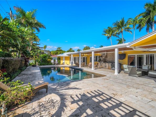 1030 Adams St, Hollywood FL 33019