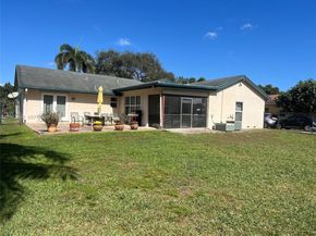 11520 NW 26th St, Plantation FL 33323