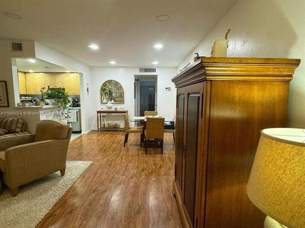 303 Burgundy G 303, Delray Beach FL 33484