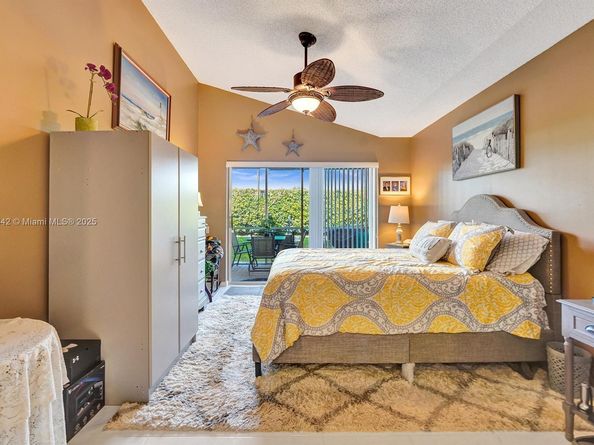 6081 Bluegrass Dr, Boynton Beach FL 33437