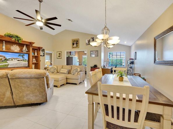 6081 Bluegrass Dr, Boynton Beach FL 33437