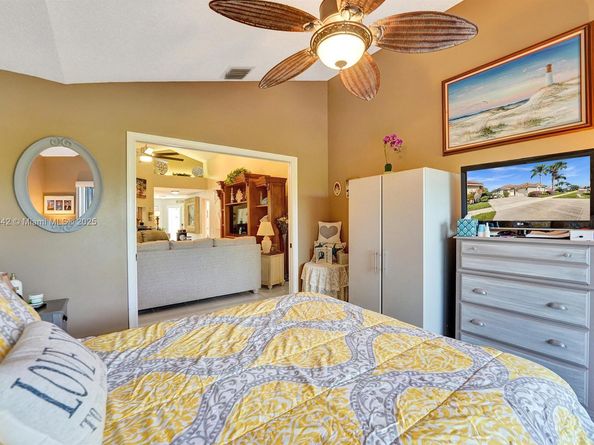 6081 Bluegrass Dr, Boynton Beach FL 33437