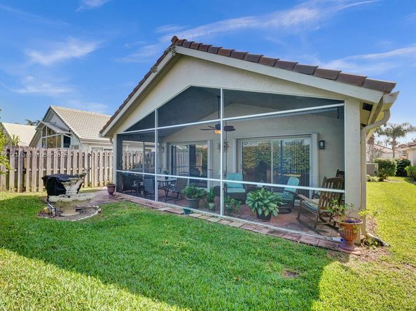 6081 Bluegrass Dr, Boynton Beach FL 33437