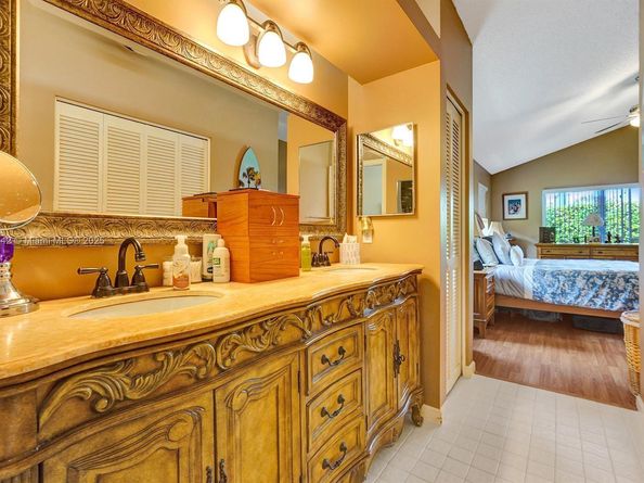 6081 Bluegrass Dr, Boynton Beach FL 33437