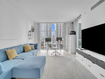 500 NE 29th St
