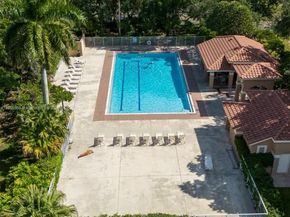 1462 Springside Dr, Weston FL 33326