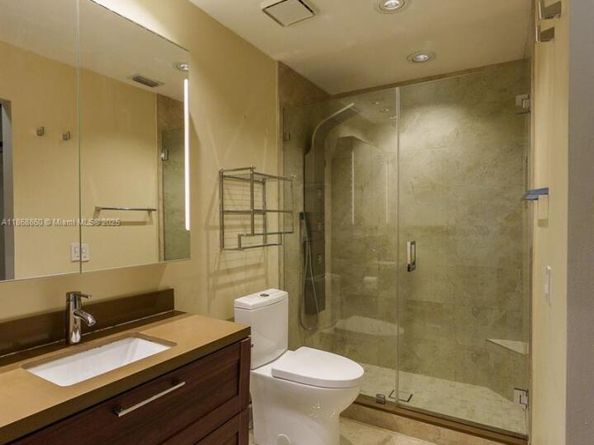 1462 Springside Dr, Weston FL 33326