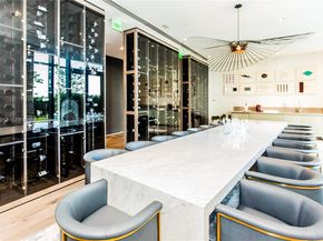 650 NE 32nd St 2205, Miami FL 33137