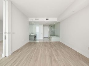 650 NE 32nd St 2205, Miami FL 33137