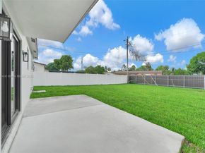 2225 NW 195th St, Miami Gardens FL 33056