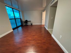 210 174th St 305, Sunny Isles Beach FL 33160