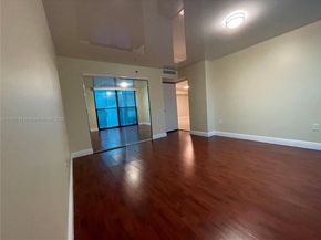210 174th St 305, Sunny Isles Beach FL 33160