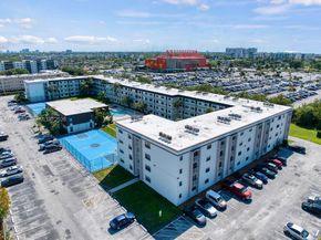 500 NE 2nd St 223, Dania Beach FL 33004