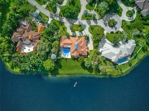 2939 Paddock Ln, Weston FL 33331