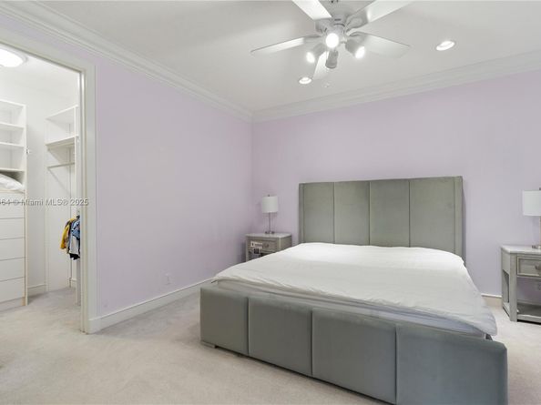 2939 Paddock Ln, Weston FL 33331