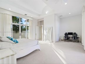 2939 Paddock Ln, Weston FL 33331