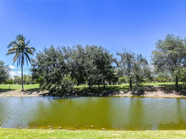 4311 NW 16th St B109, Lauderhill FL 33313